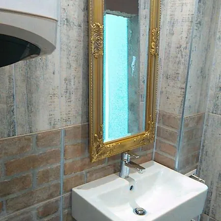 600 M From Black Sea City Center Apartament *